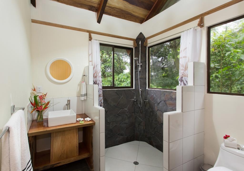 Casitas Tenorio B&B And Farm Bijagua Ngoại thất bức ảnh