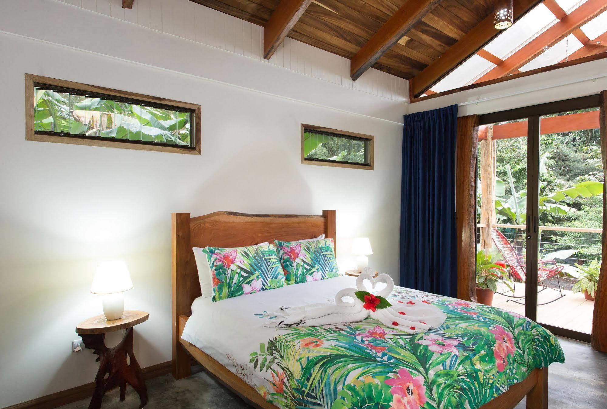Casitas Tenorio B&B And Farm Bijagua Ngoại thất bức ảnh