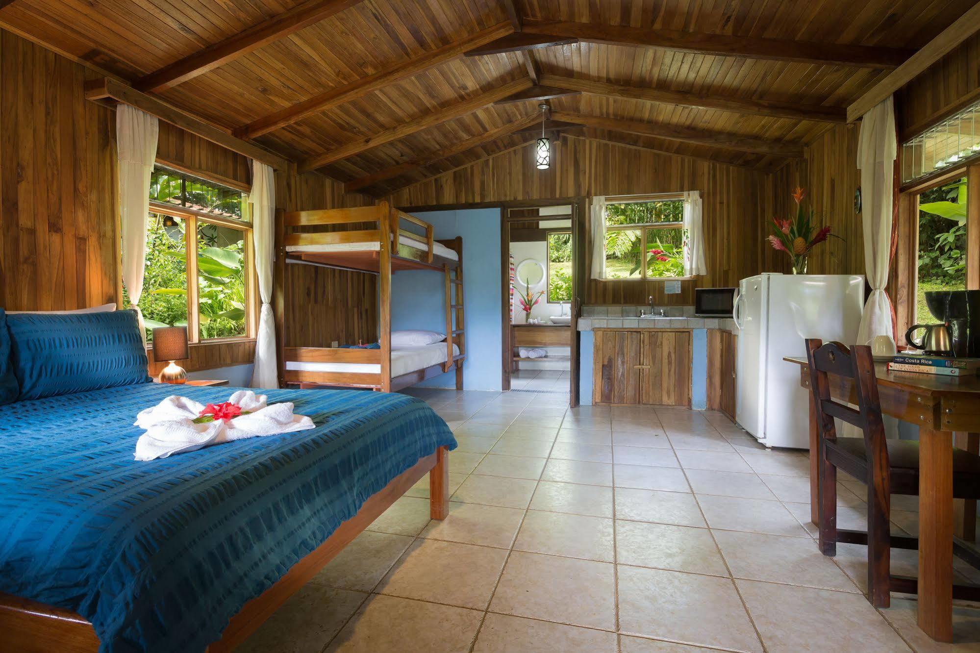 Casitas Tenorio B&B And Farm Bijagua Ngoại thất bức ảnh