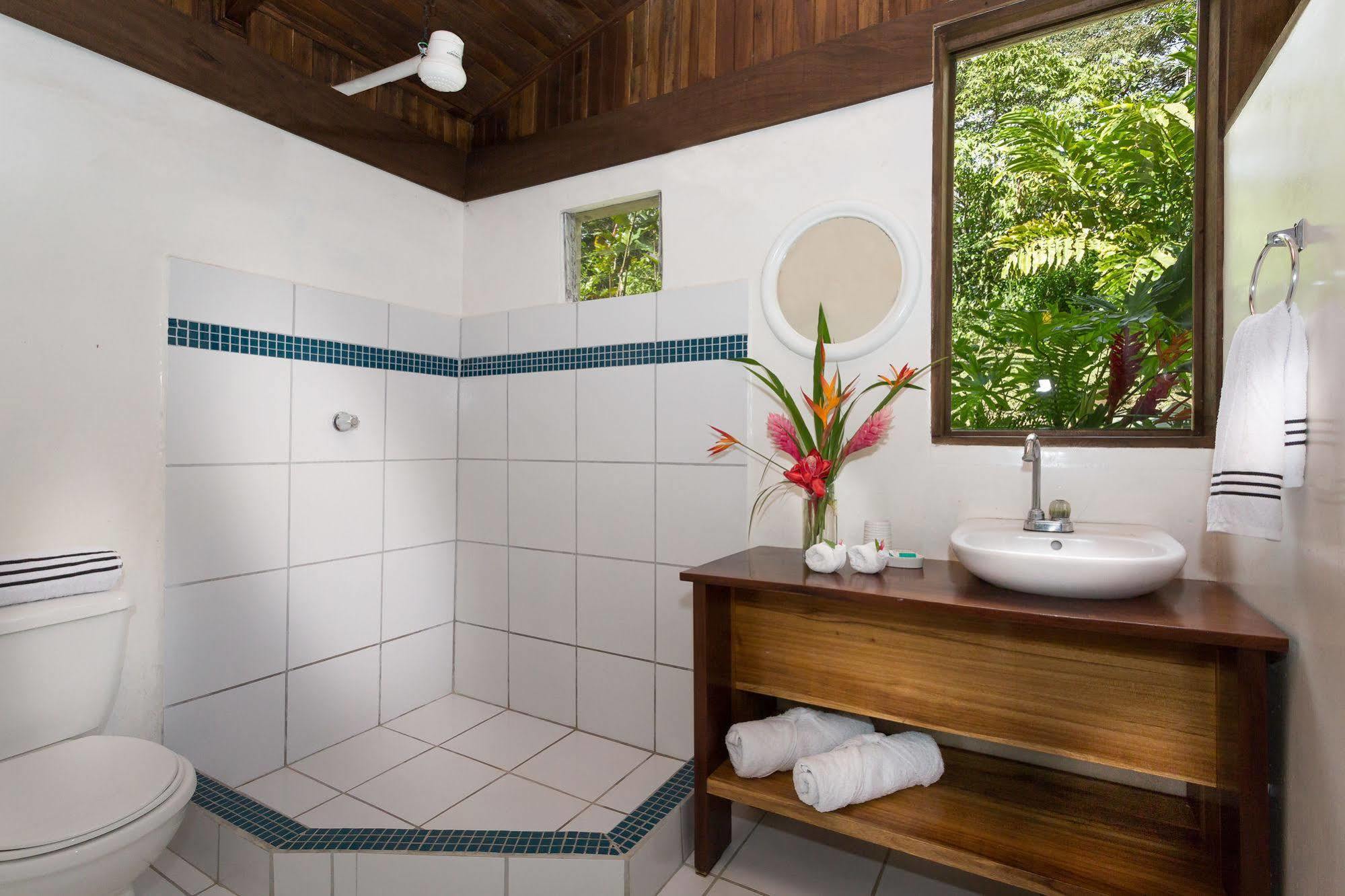 Casitas Tenorio B&B And Farm Bijagua Ngoại thất bức ảnh