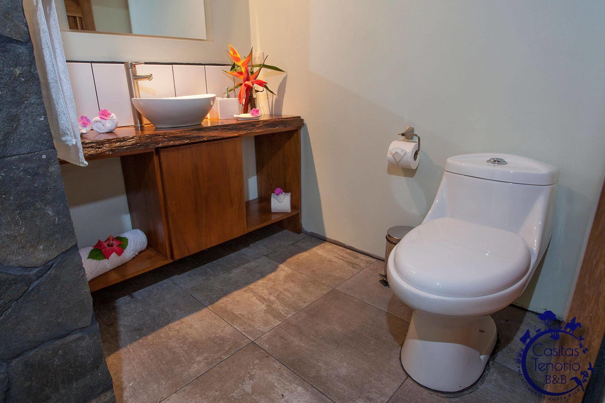 Casitas Tenorio B&B And Farm Bijagua Ngoại thất bức ảnh